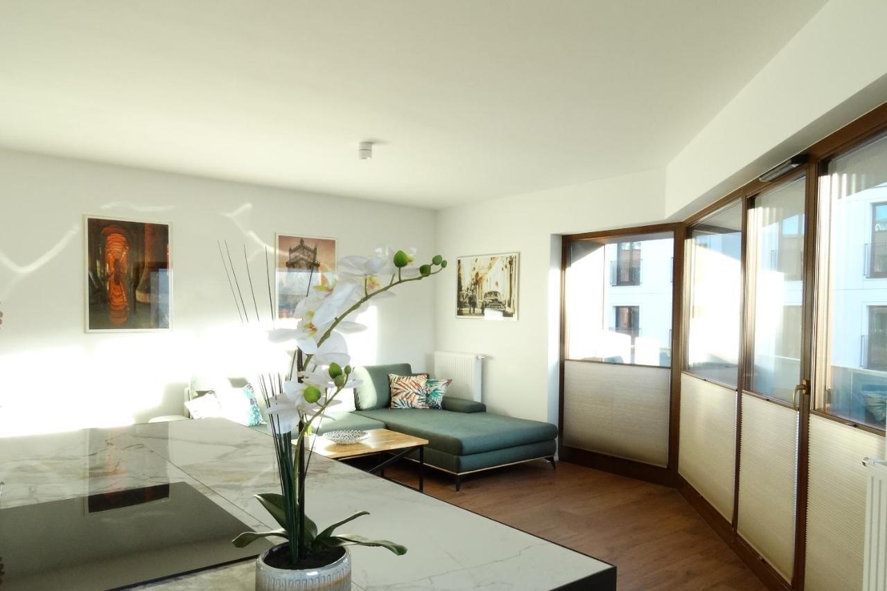 Central Port Warsaw Apartment 外观 照片