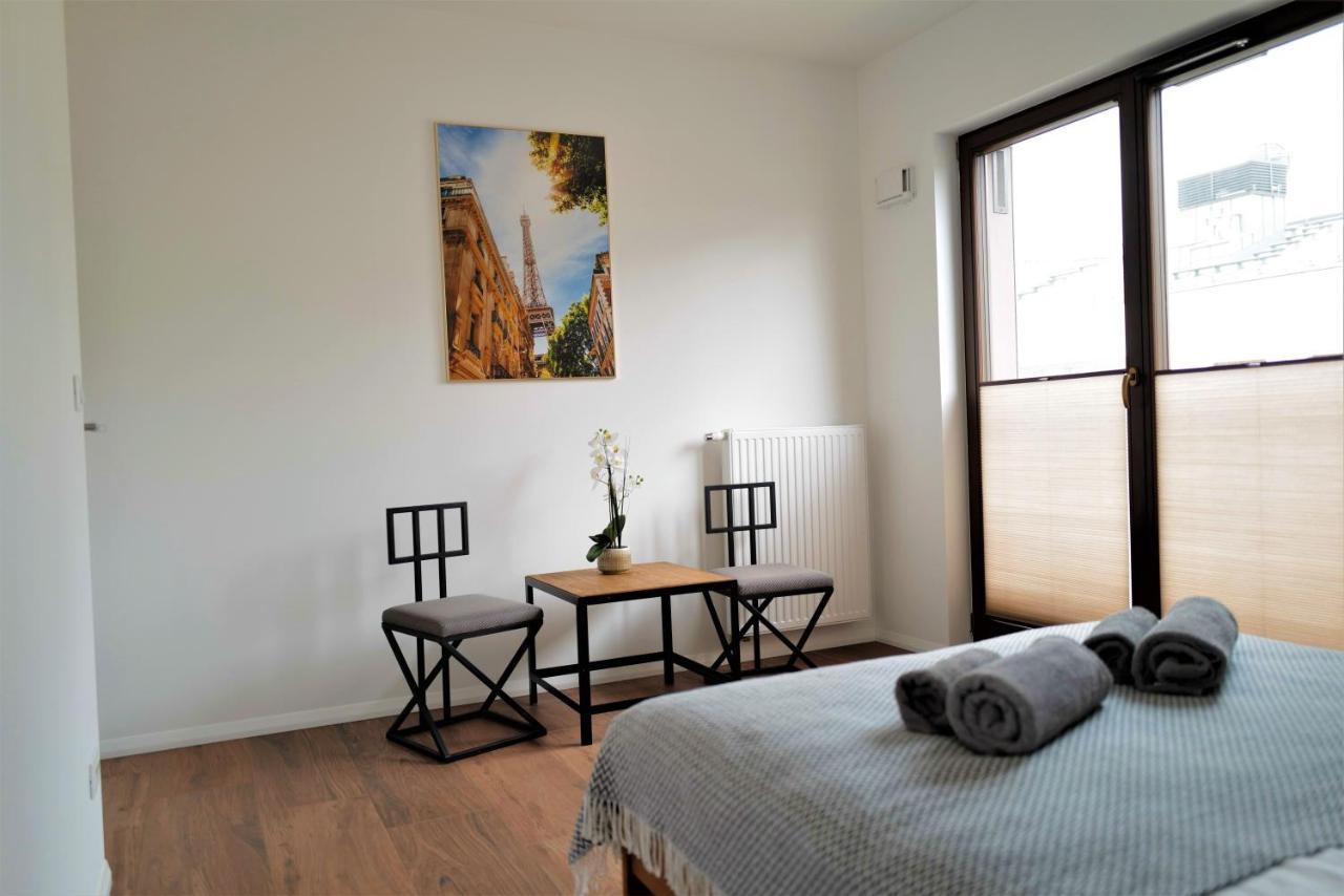 Central Port Warsaw Apartment 外观 照片